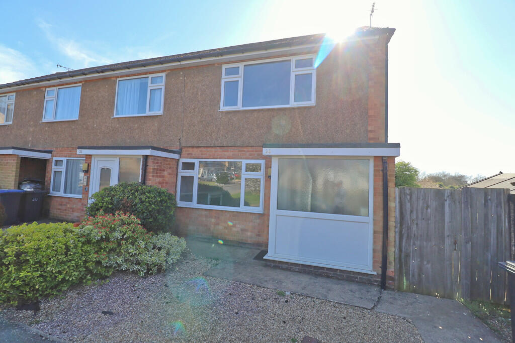 Main image of property: Saville Close, Hinckley, Leicestershire, LE10 1SZ
