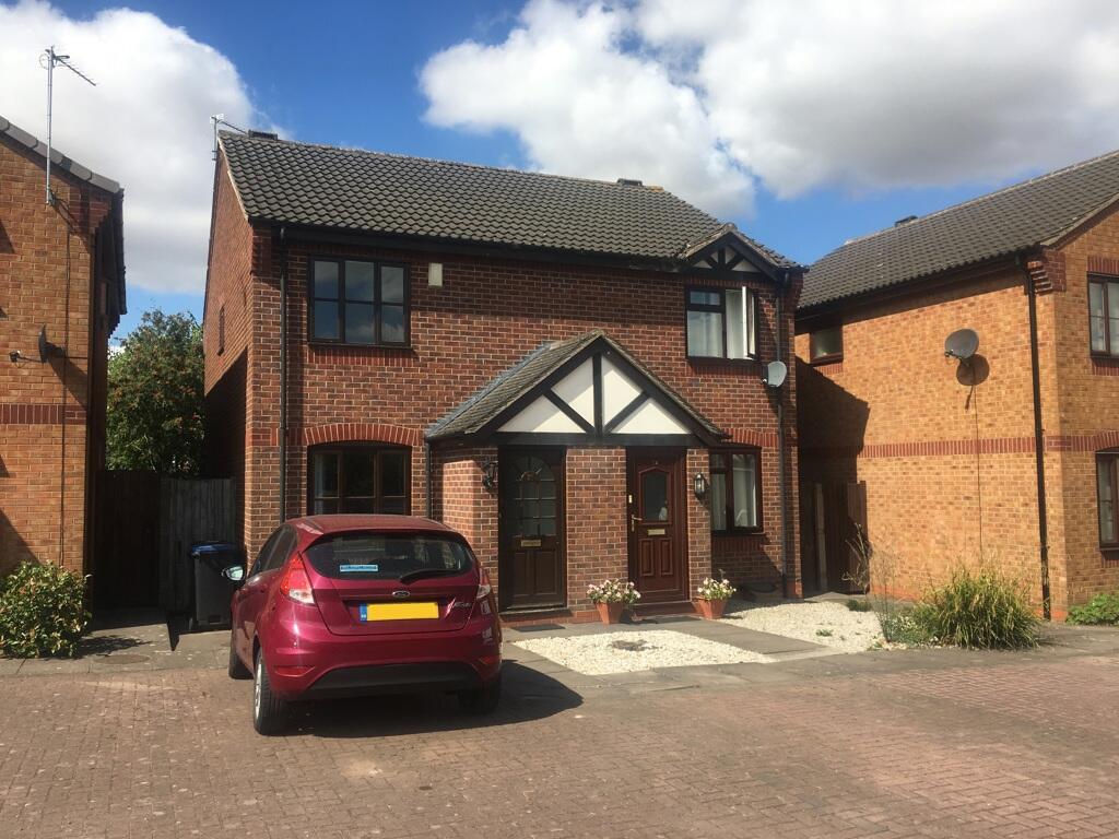Main image of property: Waveney Close, Hinckley, Leicestershire, LE10 0BN