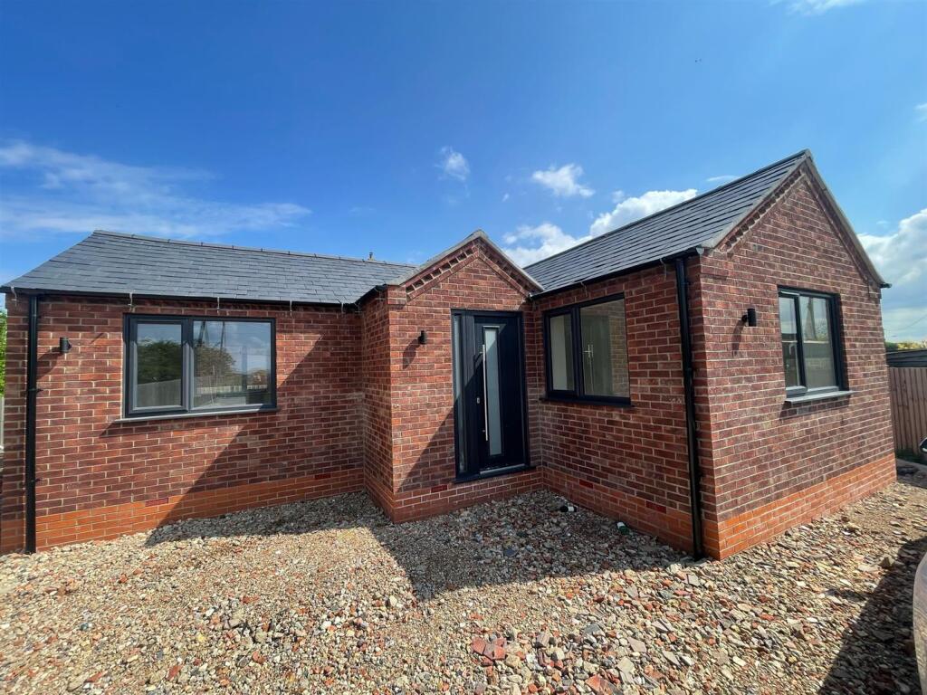 Main image of property: Spalding Common, Spalding