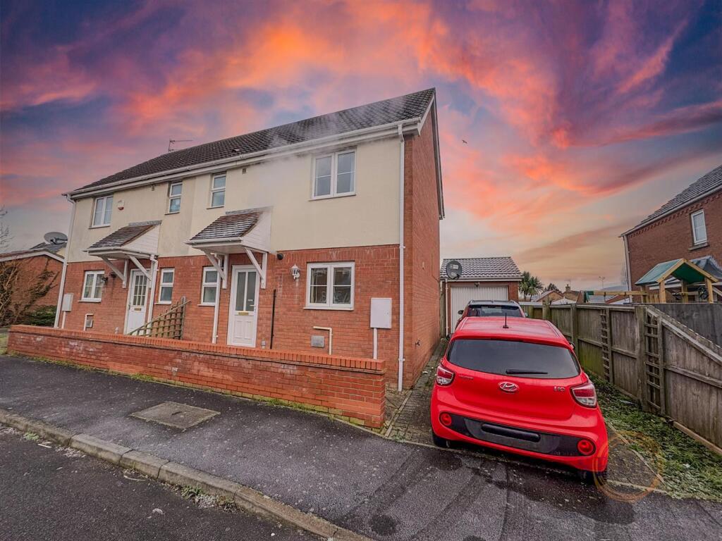 Main image of property: Riverside Park, Spalding