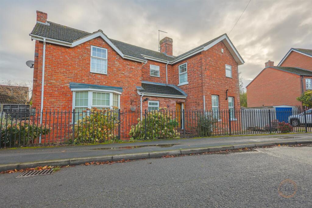 Main image of property: Matmore Gate., Spalding