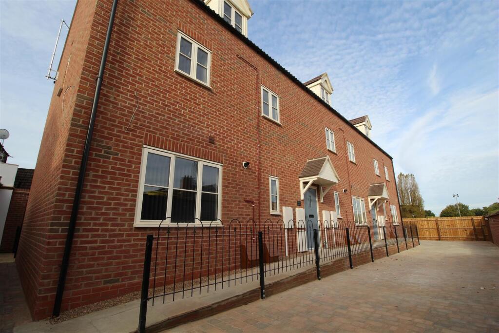 Main image of property: Westlode Street, Spalding