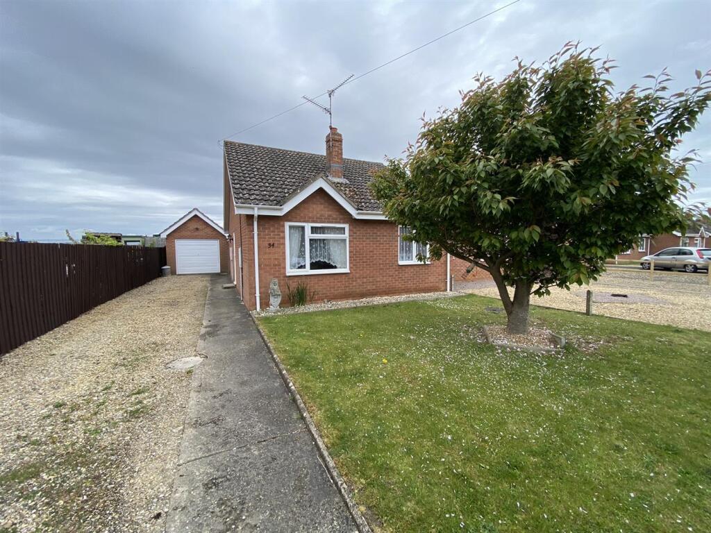 Main image of property: Custom House Street