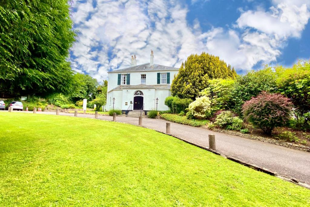 1 bedroom apartment for sale in Powys House, All Saints Road, Sidmouth