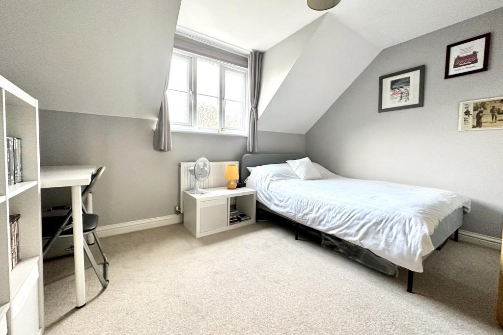 4 bedroom semidetached house for sale in Dyers Meadow, Byes Lane