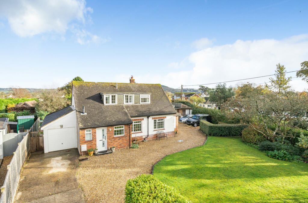 3 bedroom detached house for sale in Stafford Lane, Colyford, Colyton, Devon, EX24