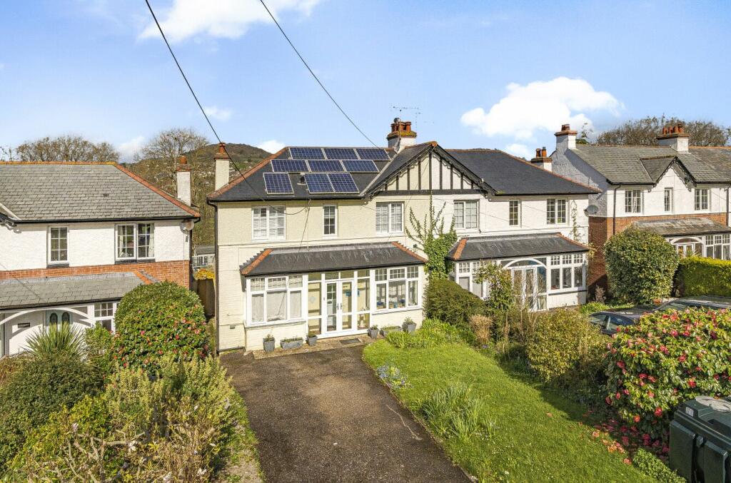 3 bedroom semidetached house for sale in Fortescue Road, Sidmouth