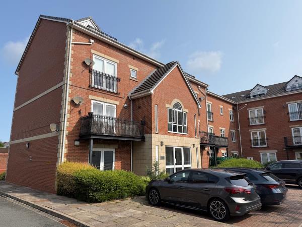 Main image of property: APT 14 BIRKDALE COURT, TARBOCK ROAD, HUYTON, LIVERPOOL