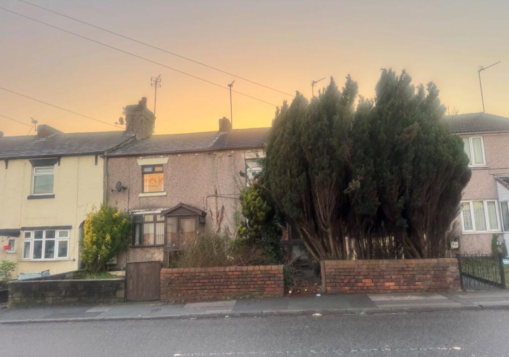 Main image of property: 346 Millfield Lane, Haydock, St. Helens, Merseyside, WA11 9TB