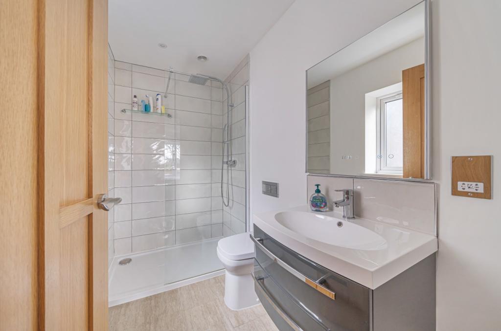 4 bedroom detached house for sale in Knowle Village, Knowle, Budleigh