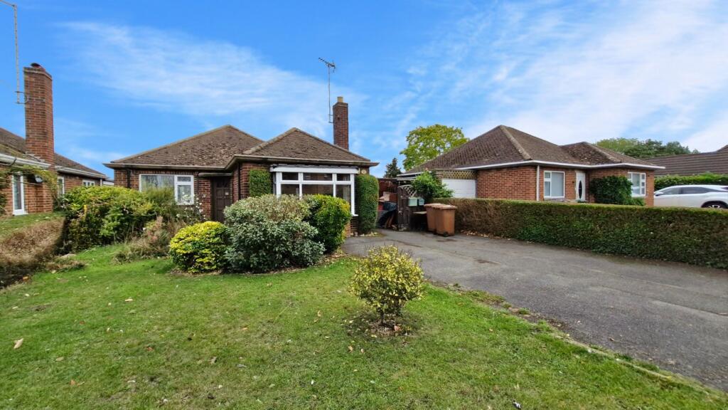 Main image of property: Lincoln Road, NORTHBOROUGH, Peterborough, PE6