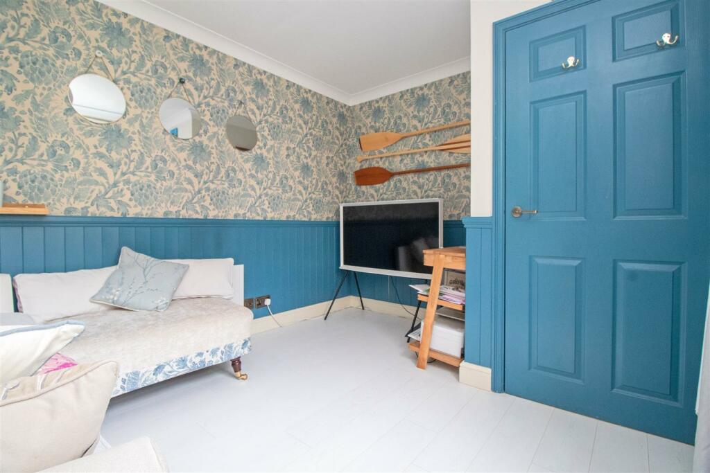 Additional property image - Russell Mews, Brighton