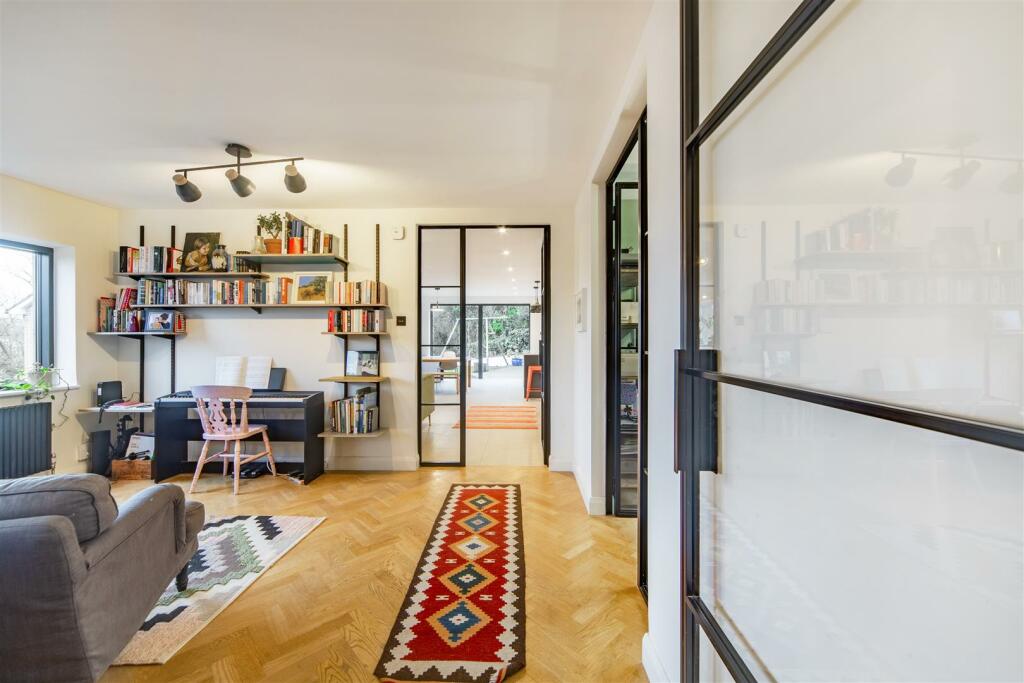 Additional property image - Withdean Close, Brighton
