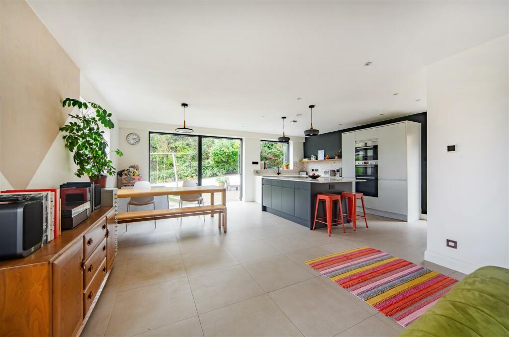 Additional property image - Withdean Close, Brighton