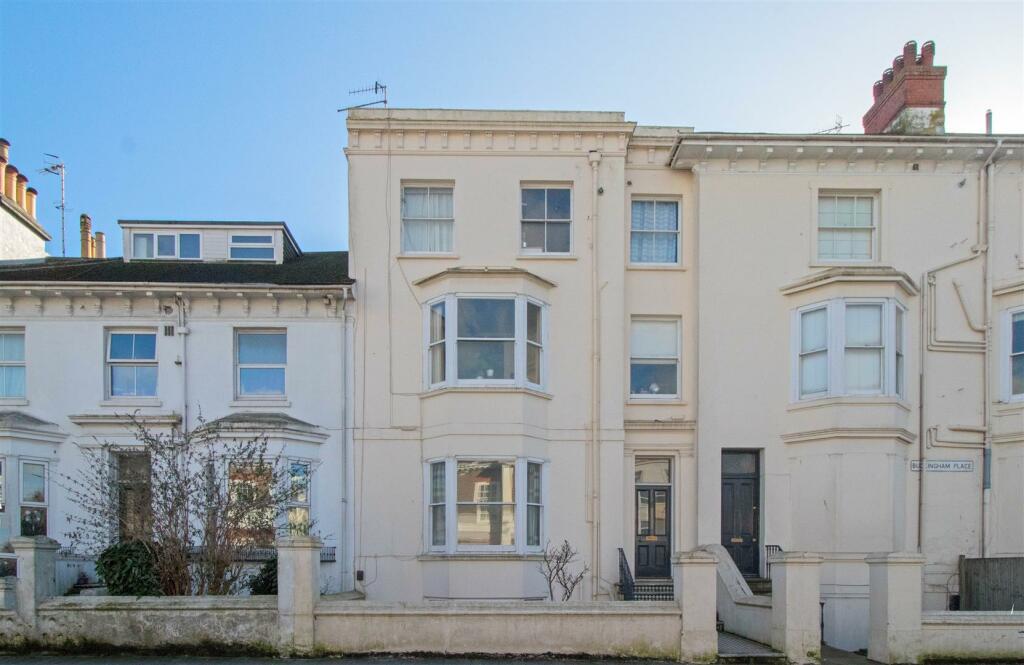 1 bedroom apartment for rent in Buckingham Place, Brighton, BN1