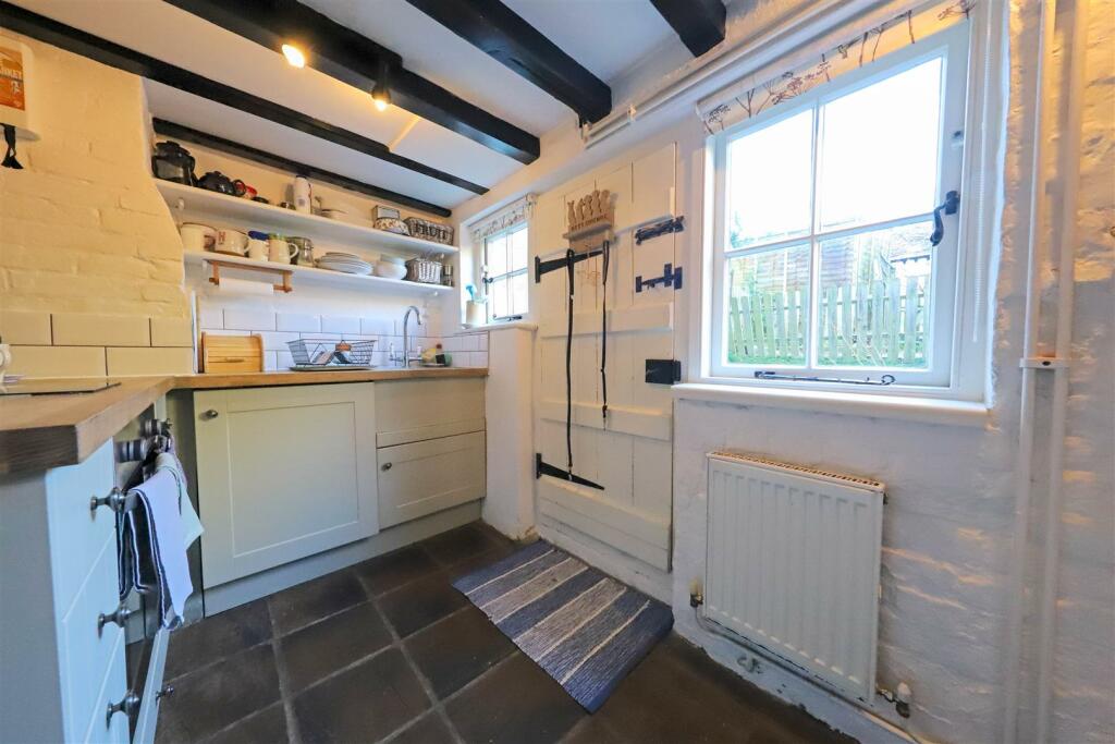 Additional property image - Sir Georges Place, Steyning