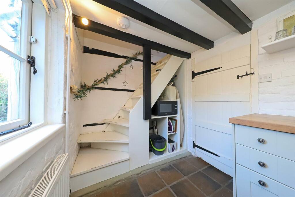 Additional property image - Sir Georges Place, Steyning