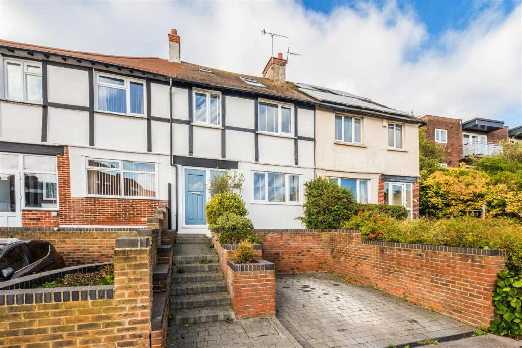 4 bedroom terraced house
