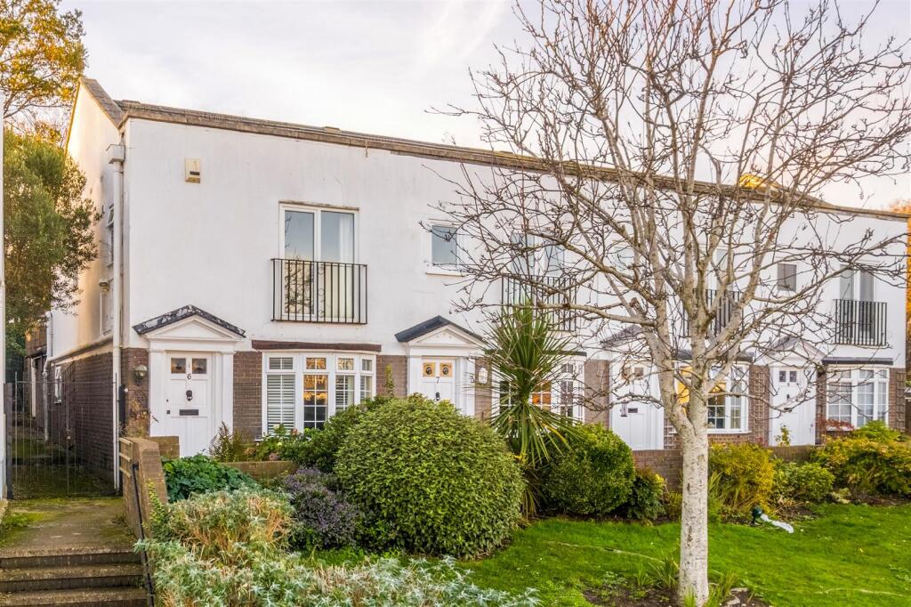 Main image of property: Kew Street, Brighton