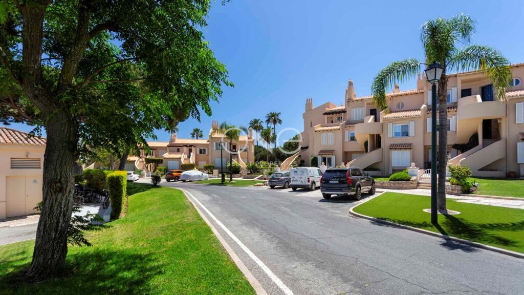 Main image of property: Algarve, Almancil