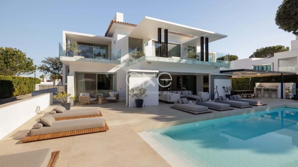 Main image of property: Algarve, Quinta Do Lago