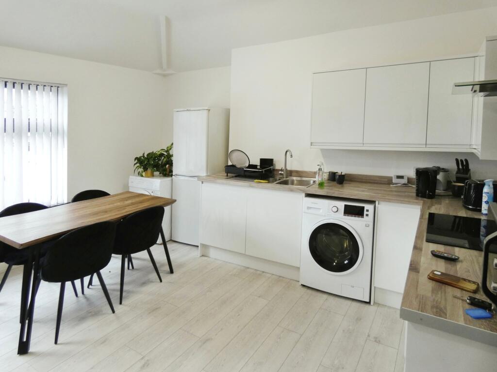 Main image of property: Chesterfield Road North, Mansfield