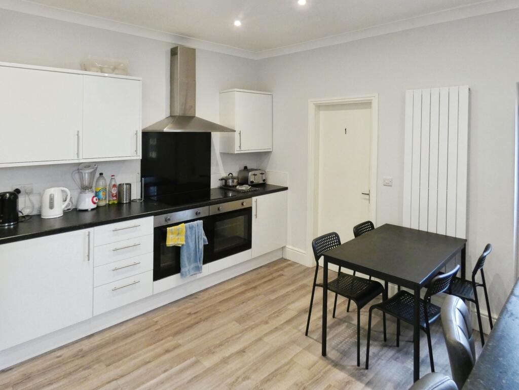 Main image of property: Southwell Road West, Mansfield, NG18