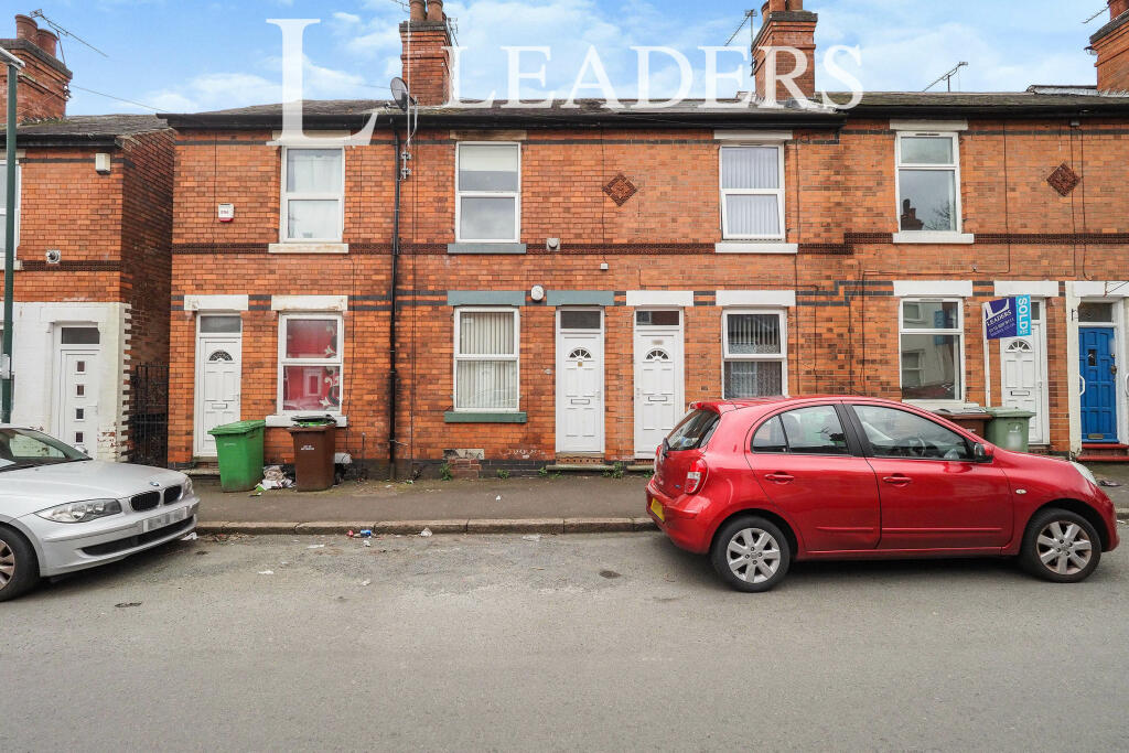 2 bedroom terraced house for rent in Rossington Road, NG2