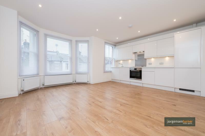 1 bedroom flat for rent in Tunis Road, Shepherds Bush, London, W12