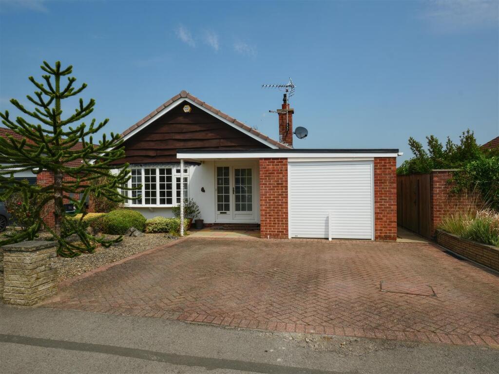 Main image of property: Chipstead Walk, Strensall, York