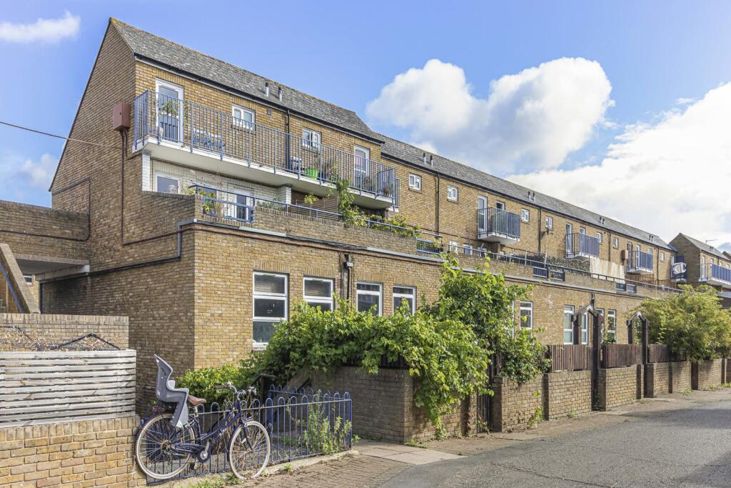 Main image of property: Broke Walk, London, E8