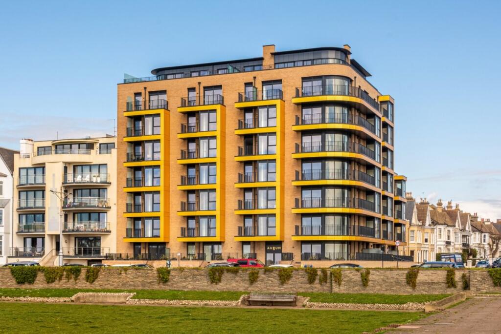 Main image of property: 189 Kingsway, Hove