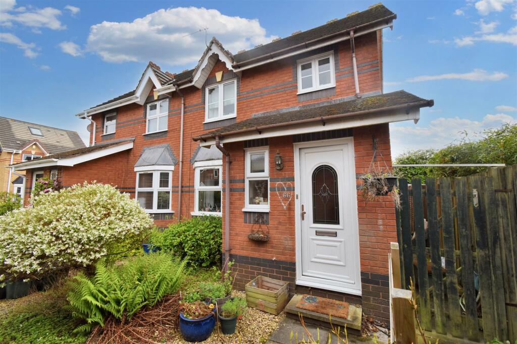 3 bedroom semidetached house for sale in Heron Gardens, Portishead, BS20