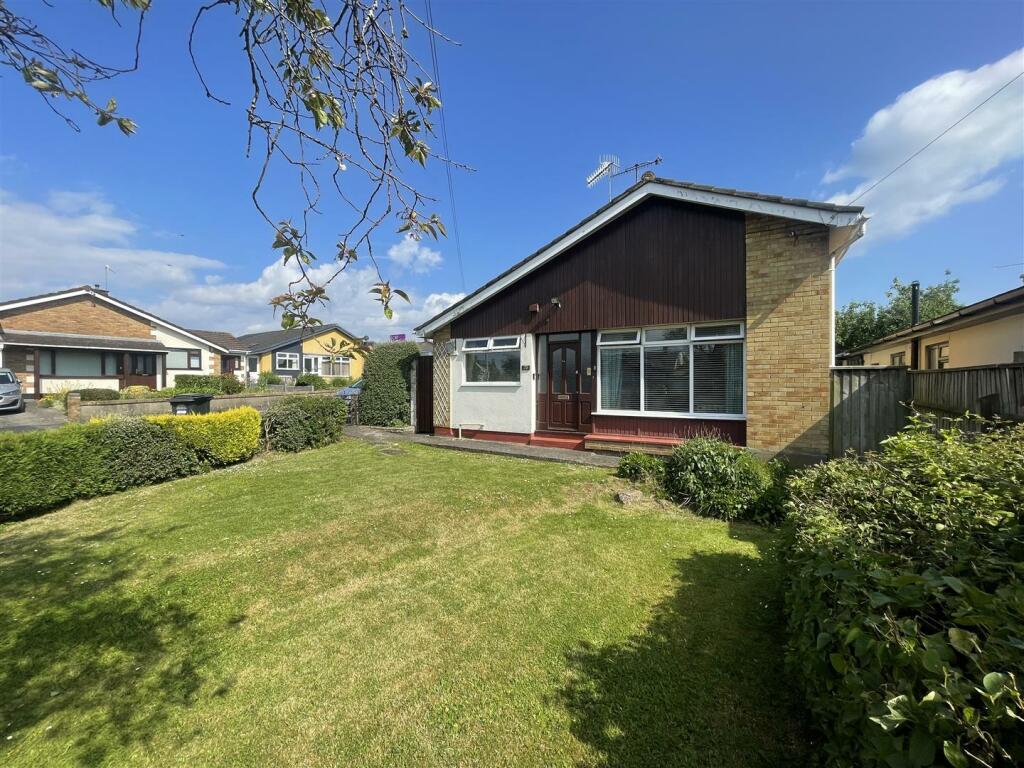 3 bedroom detached bungalow for sale in Stoneyfields, EastonInGordano