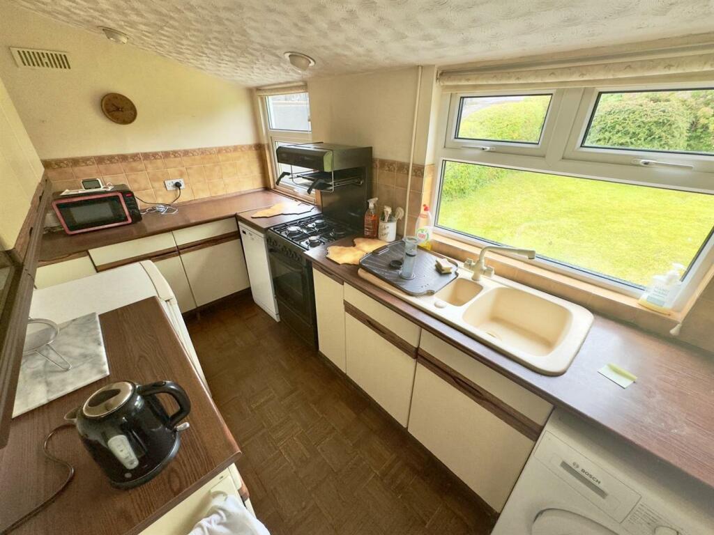 Additional property image - Hillcrest Road, Portishead