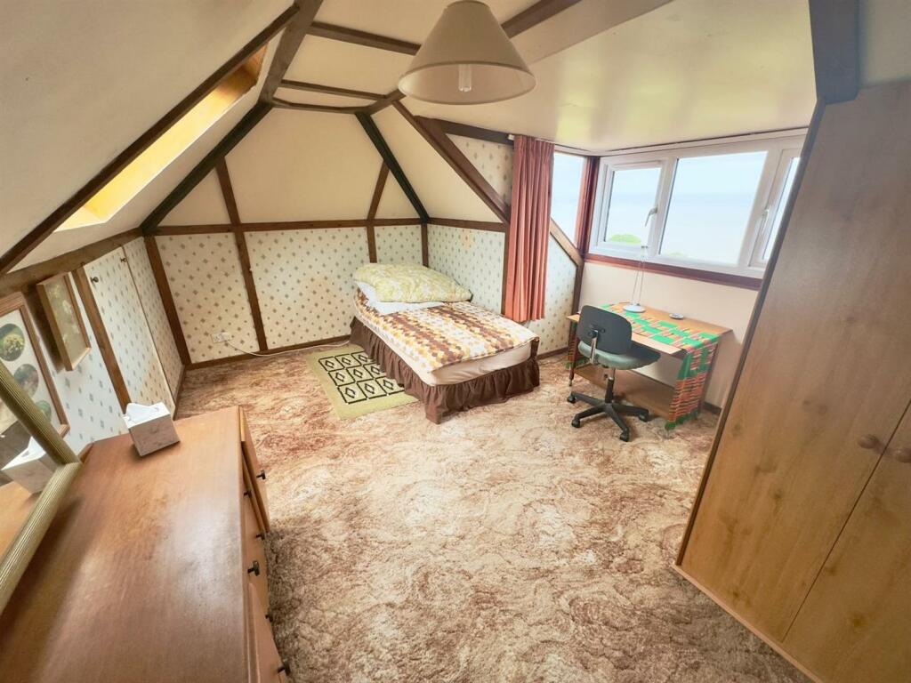Additional property image - Hillcrest Road, Portishead