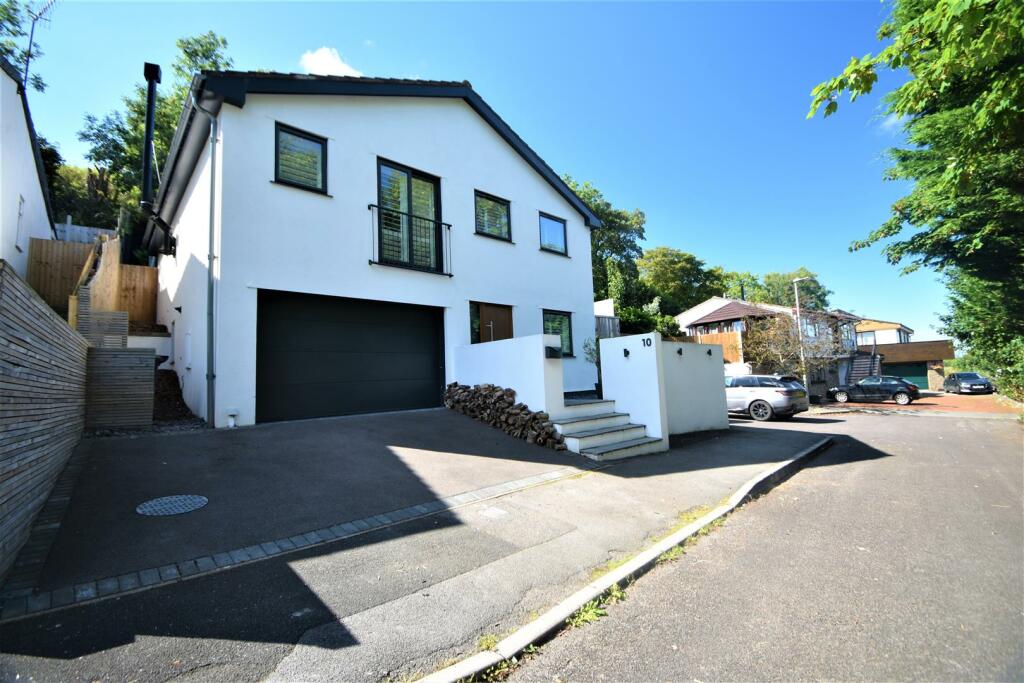 3 bedroom detached house for sale in Hillside, Portbury, BS20