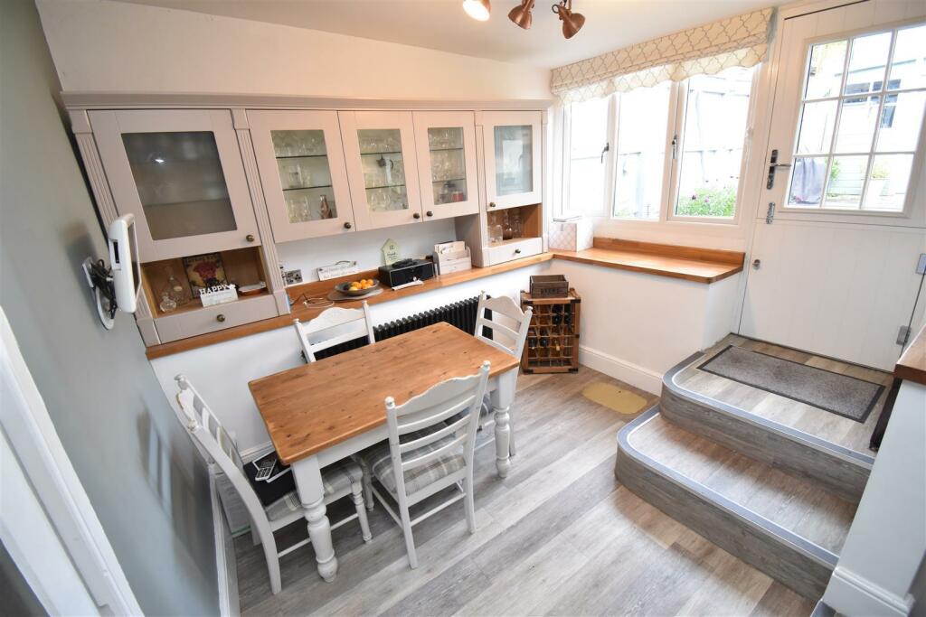 Additional property image - Clevedon Road, Weston-In-Gordano
