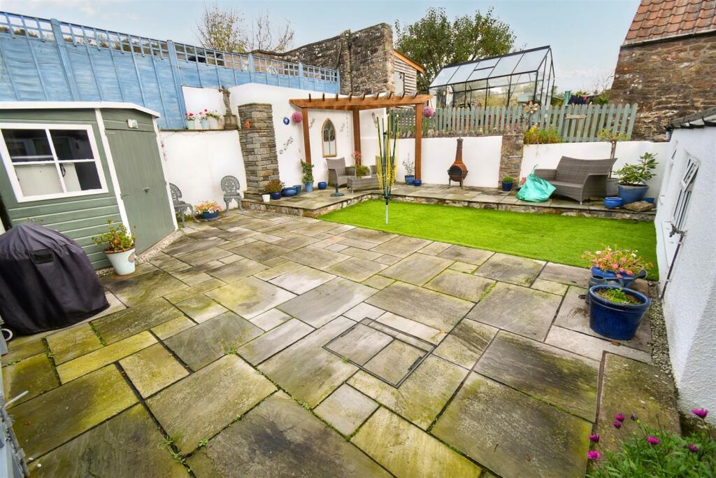 Additional property image - Clevedon Road, Weston-In-Gordano