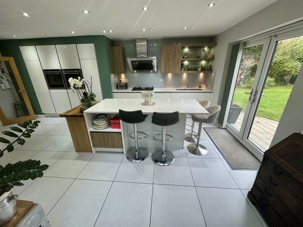 Additional property image - Debeccas Lane, Easton-In-Gordano