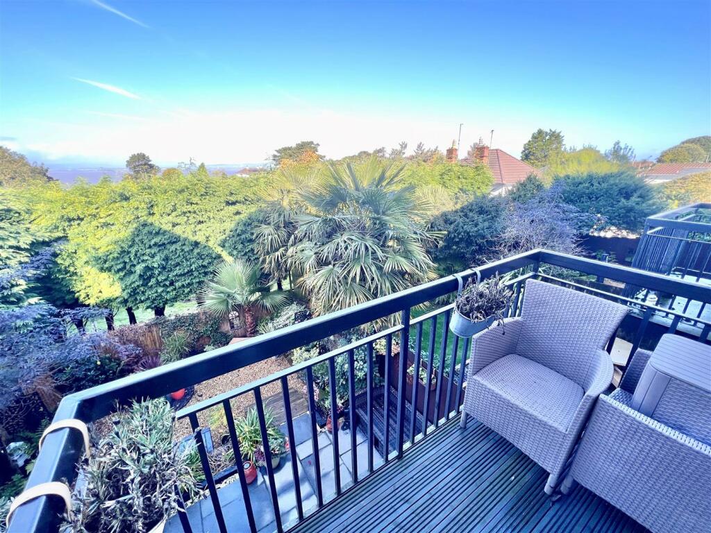 Additional property image - Brackenwood Gardens, Portishead