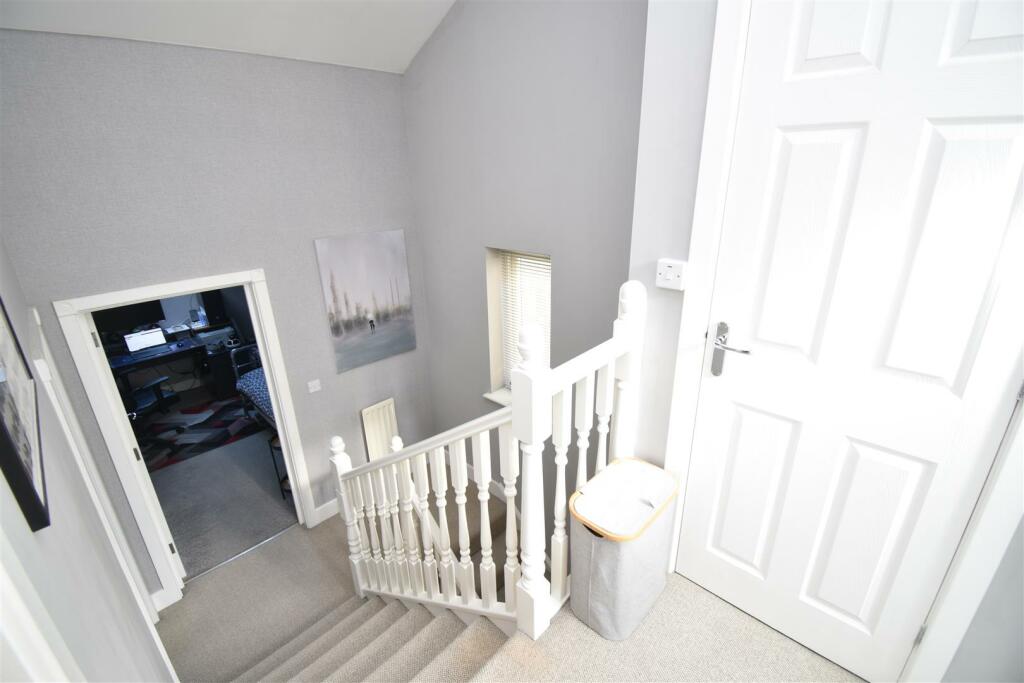 Additional property image - Brackenwood Gardens, Portishead