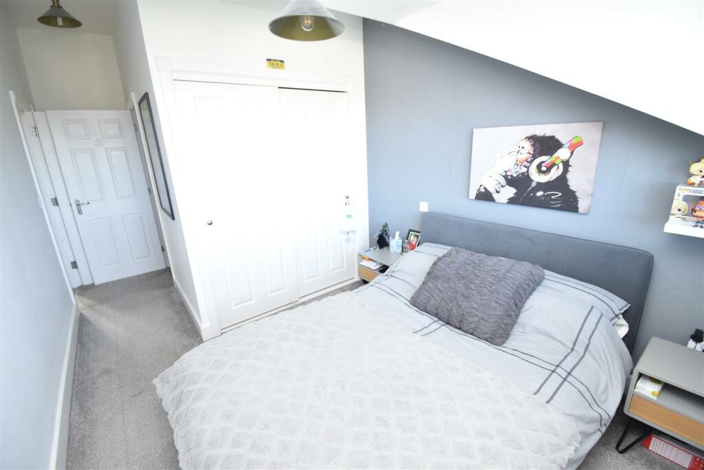 Additional property image - Brackenwood Gardens, Portishead