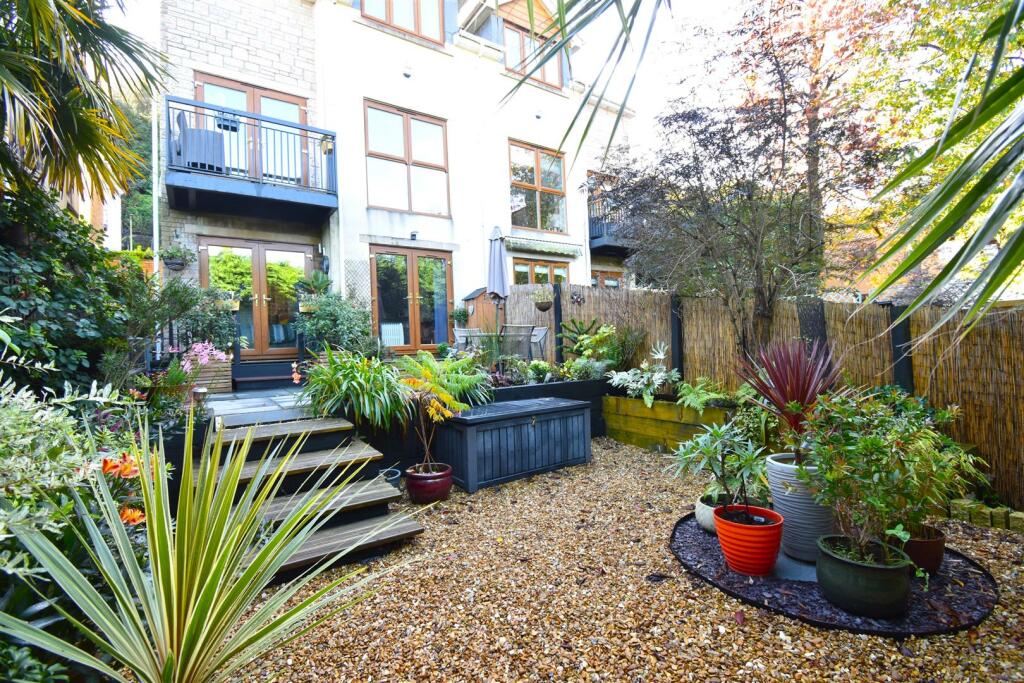 Additional property image - Brackenwood Gardens, Portishead