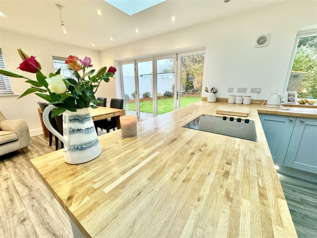 Additional property image - Valley Road, Portishead