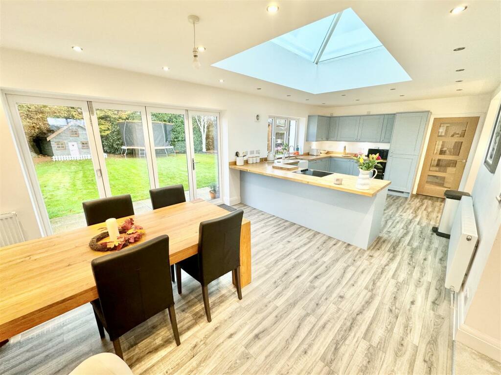 Additional property image - Valley Road, Portishead