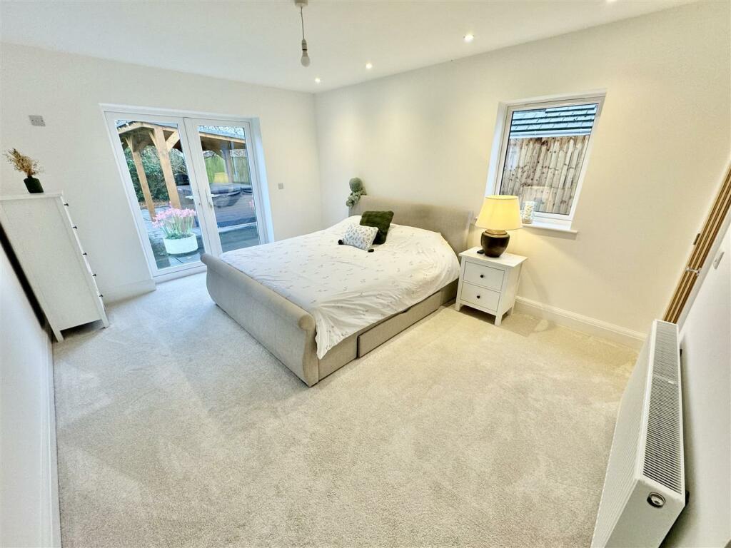 Additional property image - Valley Road, Portishead