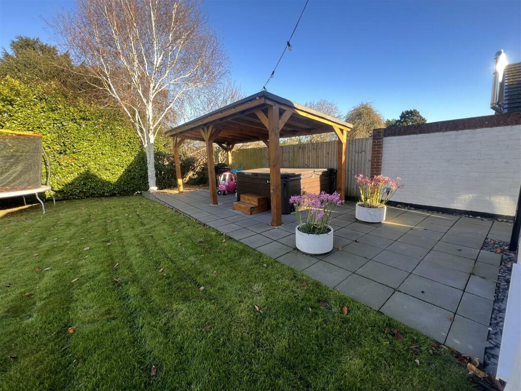 Additional property image - Valley Road, Portishead