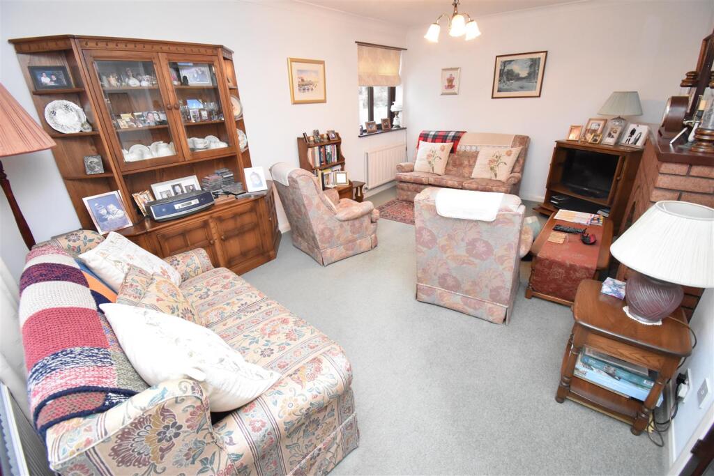Additional property image - Stoneyfields, Easton-In-Gordano