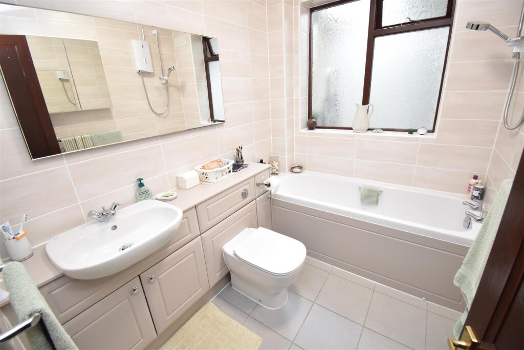 Additional property image - Stoneyfields, Easton-In-Gordano